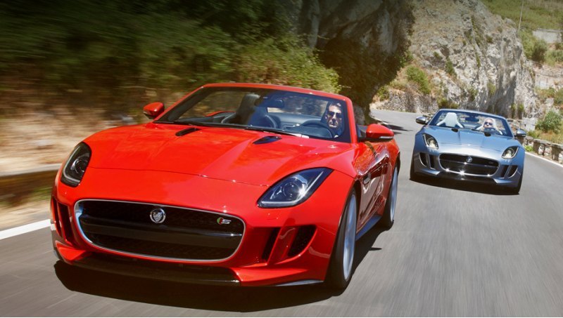 Восьмицилиндровый Jaguar F-Type V8 S выстреливает…