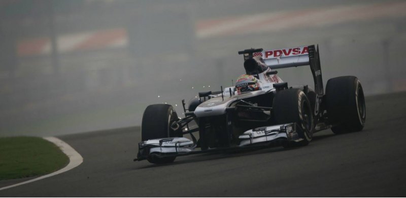 Williams уже второй уикенд подряд отдает FIA…