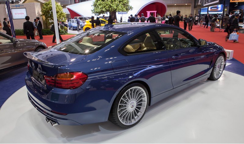 Автомобили Alpina B4 BiTurbo отличаются от…