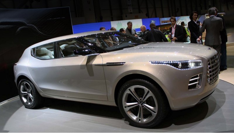 Концепт Aston Martin Lagonda использовал шасси от…