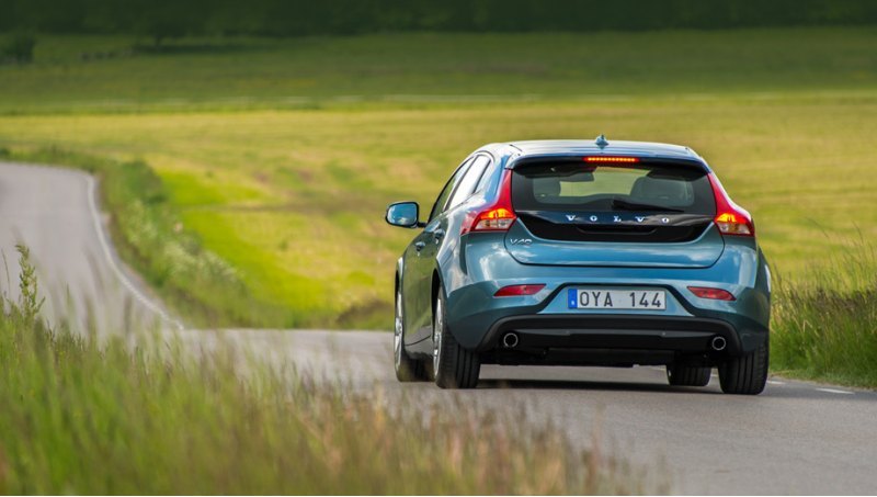 Нынешний хэтчбек Volvo V40 выпускается с 2012…