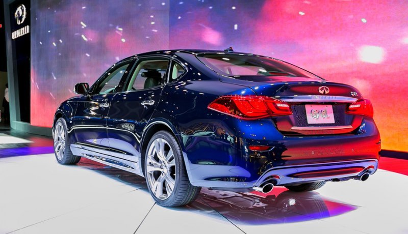Версия Q70 L на 150 мм длиннее стандартного…