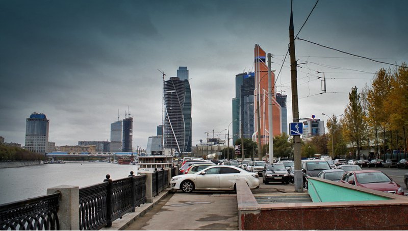 Помимо дорог, непосредственно примыкающих к…
