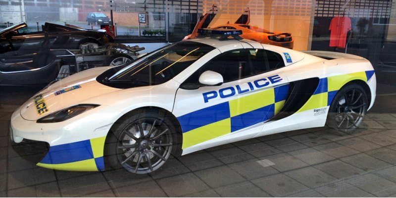 Менее трех секунд занимает у суперкара McLaren,…