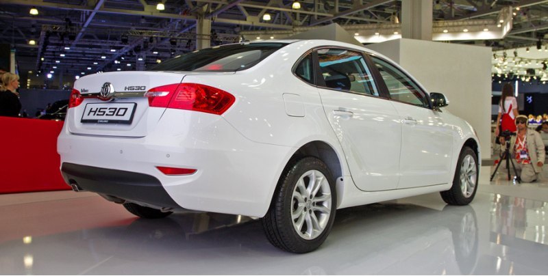 Некоторые аналогии с внешностью моделей BMW…