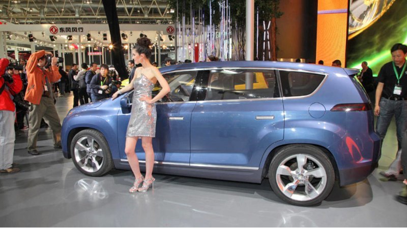 Серийная версия шоу-кара Volt MPV5 Electric…