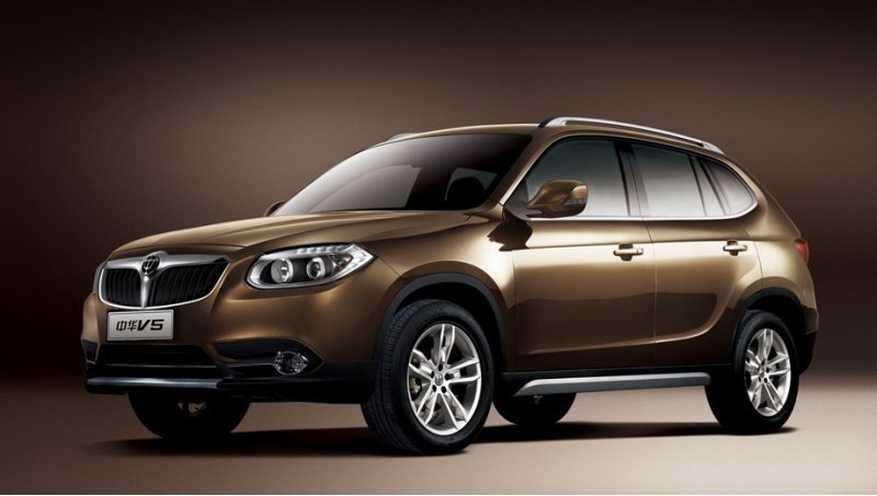 Компактный (4405 мм) паркетник Brilliance V5 в…