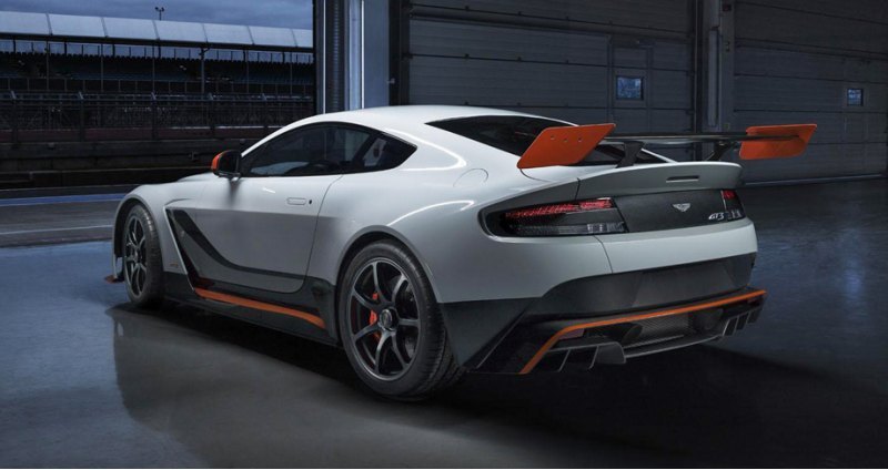 Кстати, купе Vantage GT3 (теперь GT12) будет…