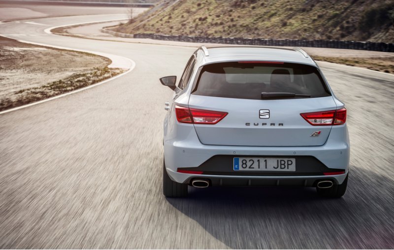 С места до 100 км/ч Seat Leon Cupra ST…