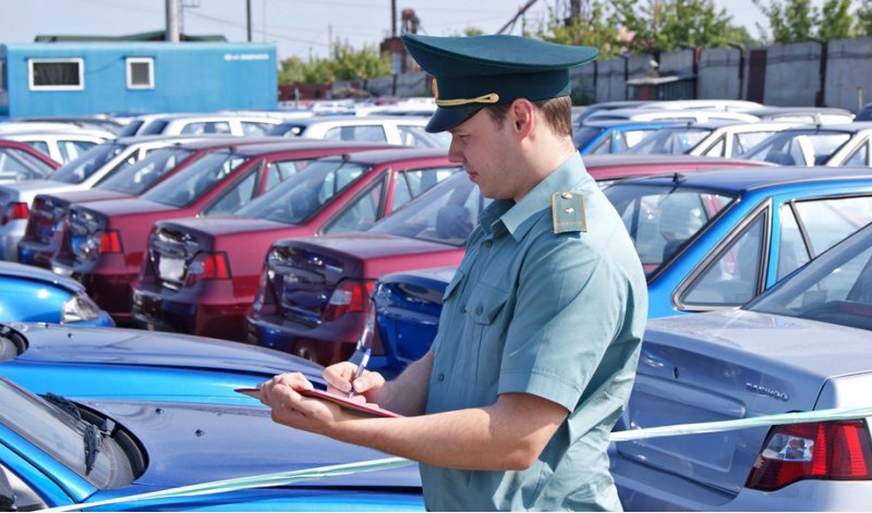 Автопарк конфиската пополняется за счет изъятия…