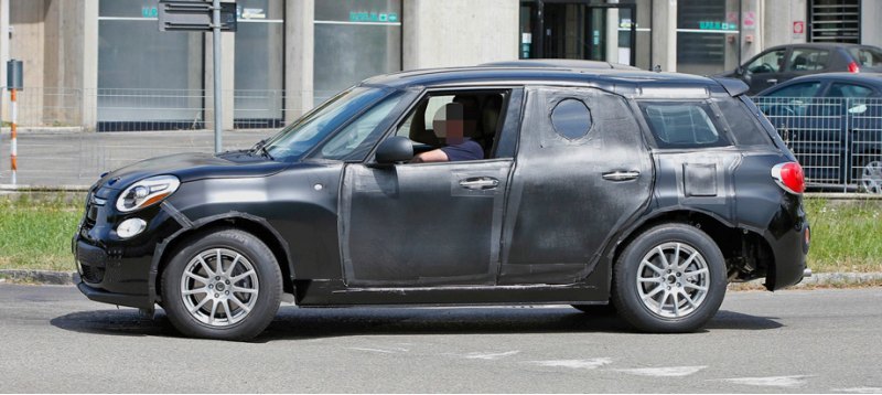 Мы наблюдали прототип кроссовера Alfa Romeo,…