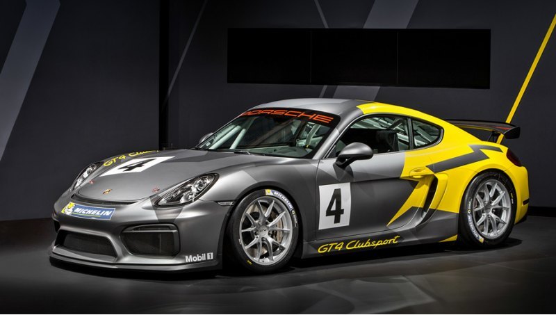 Болид Porsche Cayman GT4 Clubsport шире дорожного…