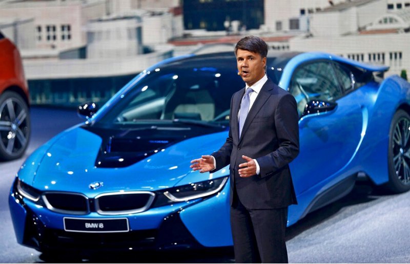 Шеф BMW Харальд Крюгер тоже отреагировал на…