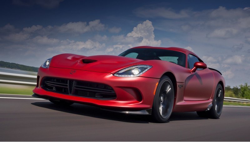 Купе Dodge Viper оснащается 654-сильным…
