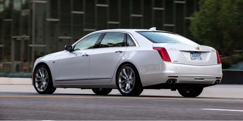 О том, что в моторной гамме седана Cadillac CT6…