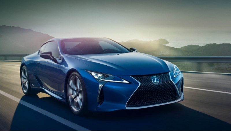Бензиновая модификация купе Lexus LC появится в…