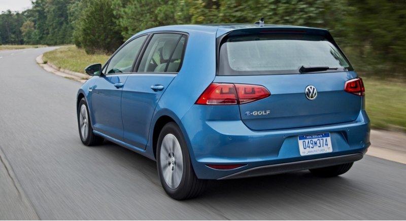 Напомним, Volkswagen e-Golf оснащен…