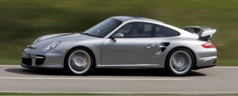 Время прошлого купе 911 GT2 на Нюрбургринге…
