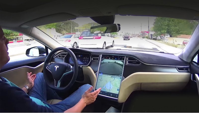 Компания Tesla говорила, что её автопилот —…