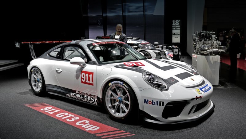 С 1998 года модель 911 GT3 Cup (в поколениях 996,…