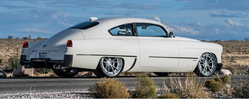 Оригинальный Cadillac был стальным, а этот сделан…