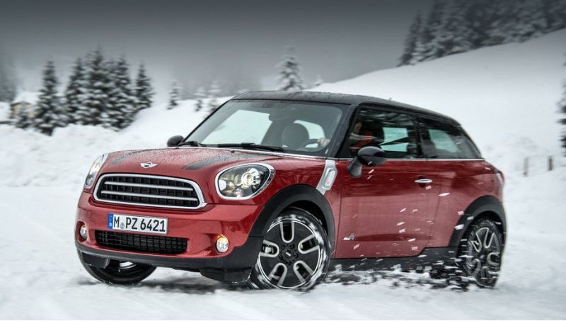 Серийная трёхдверка Paceman появилась в 2012…