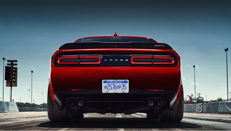 Купе Dodge Challenger SRT Demon будет отличаться…