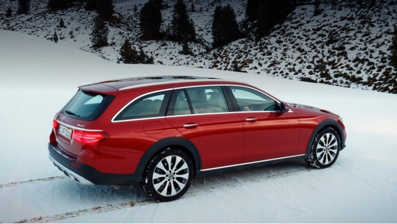 У «проходимца» Mercedes E-Class All-Terrain в…