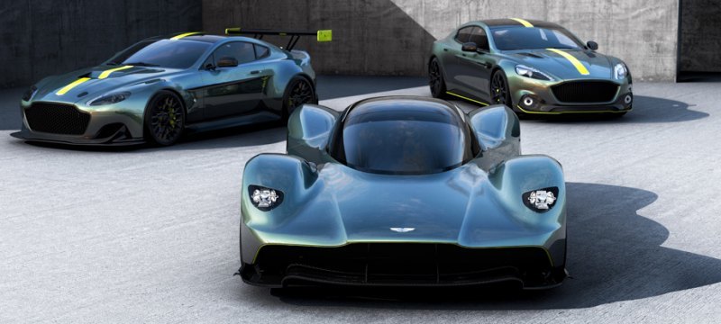 На этом кадре новички Rapide AMR и Vantage AMR…