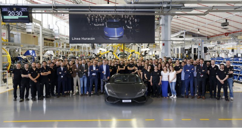 Спайдер Lamborghini Huracan цвета Grigio Lynx,…