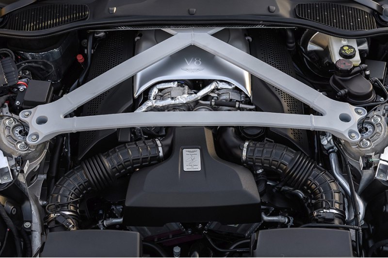 Пересадка двигателя Mercedes-AMG V8 потребовала…