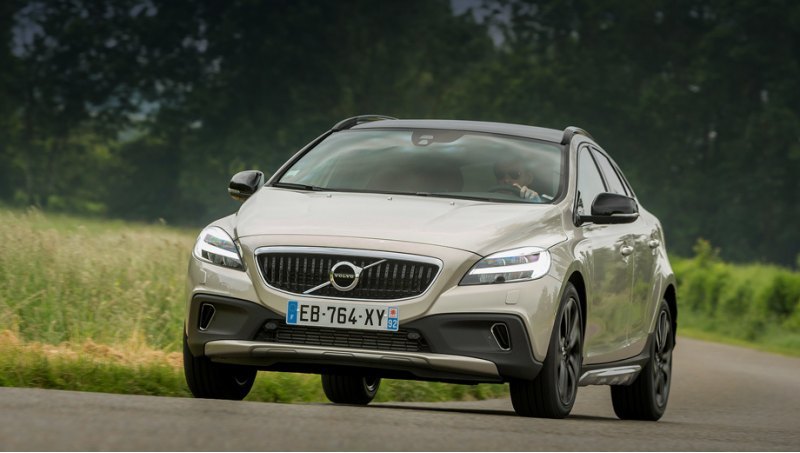 В Европе с 2012-го по 2016 год хэтчбек Volvo V40…