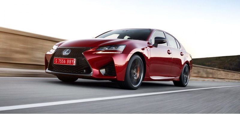 4. Седан Lexus GS F в прошлом году купили девять…