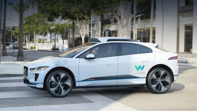 Уже в 2018 году Waymo запустит первый в мире…