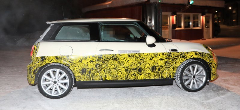 Добавим, что у Mini Cooper E (на фото) через…