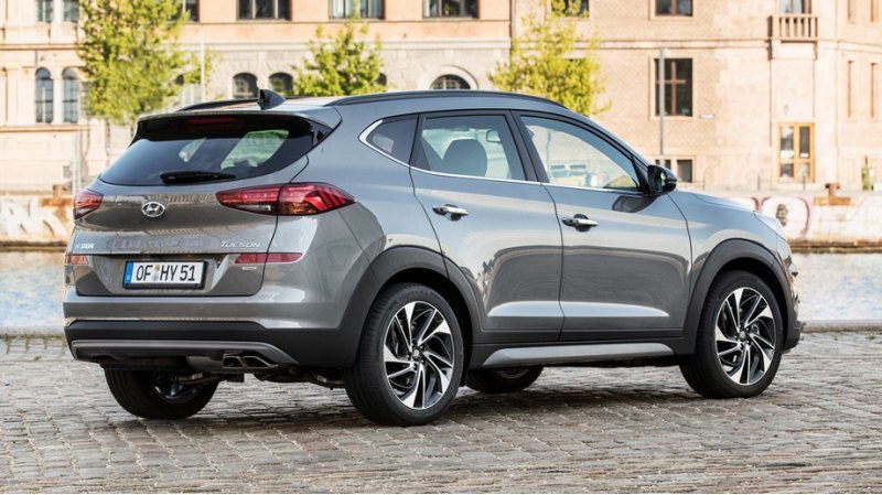 В России гибридный Hyundai Tucson продаваться не…