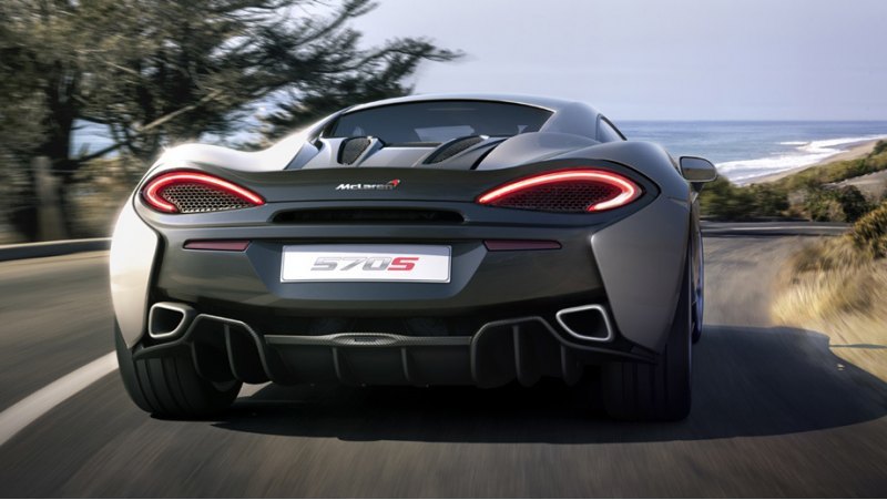 «Обычный» McLaren 570S с двигателем V8 3.8 Twin…