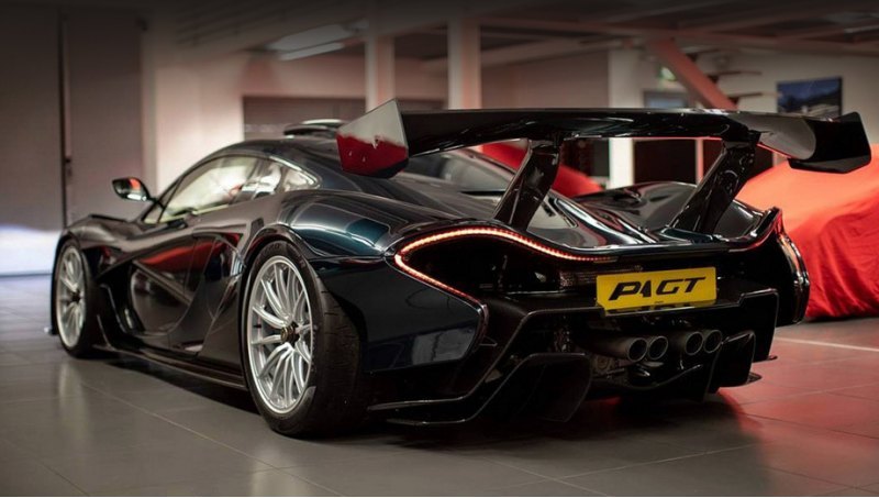 Идеологический предшественник P1 GT — F1 GT — был…
