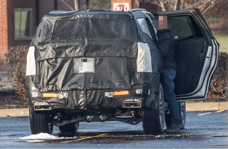 Важная перемена в Escalade — независимая задняя…
