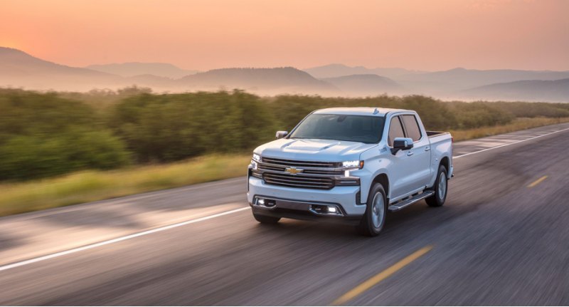 Близнецы Silverado и Sierra выпускает предприятие…