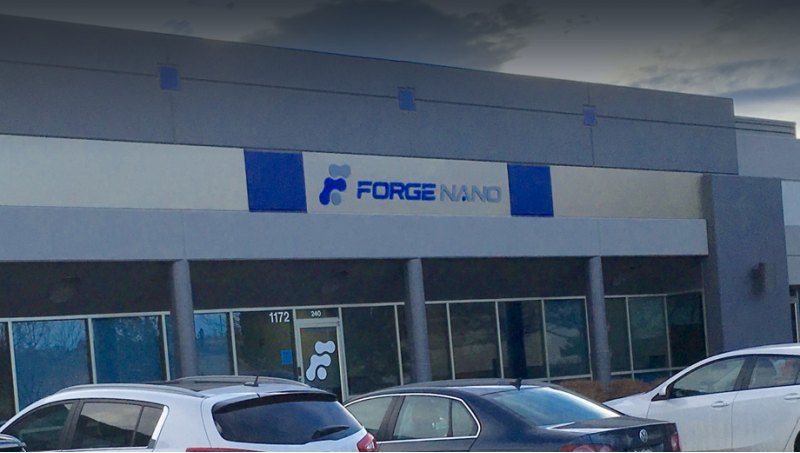 Коньком фирмы Forge Nano из Луисвилля (Колорадо)…