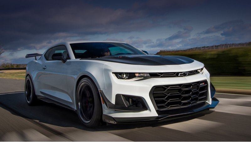 «Просто» Camaro ZL1 стоит от $62 000 (4,1 млн…