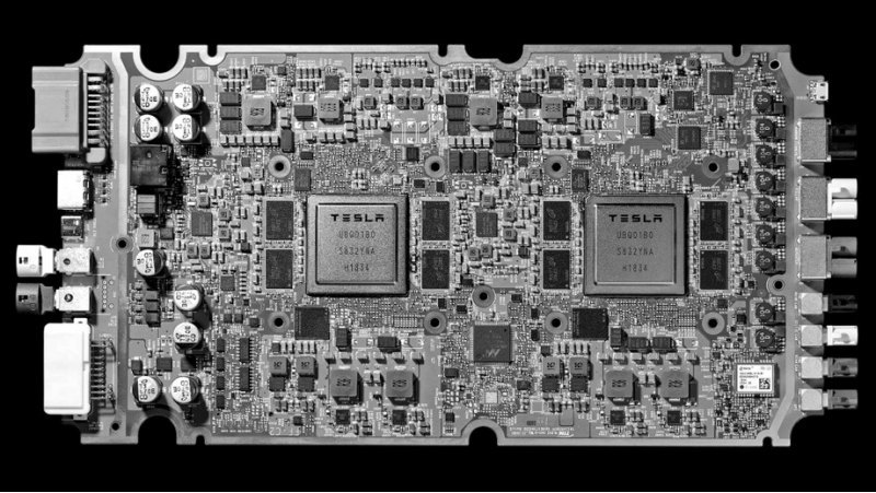 Tesla объявила, что ее «лучшая в отрасли»…