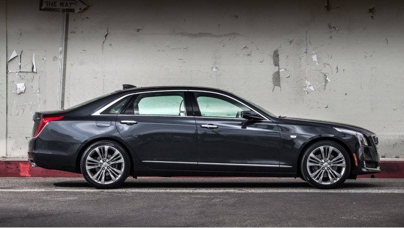 В прошлом году Cadillac CT6 в США купили 9668…