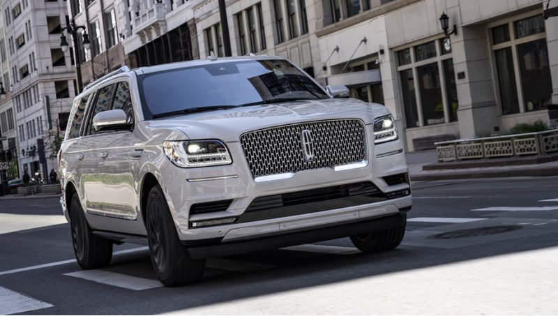 Для марки Lincoln внедорожник Navigator этого…