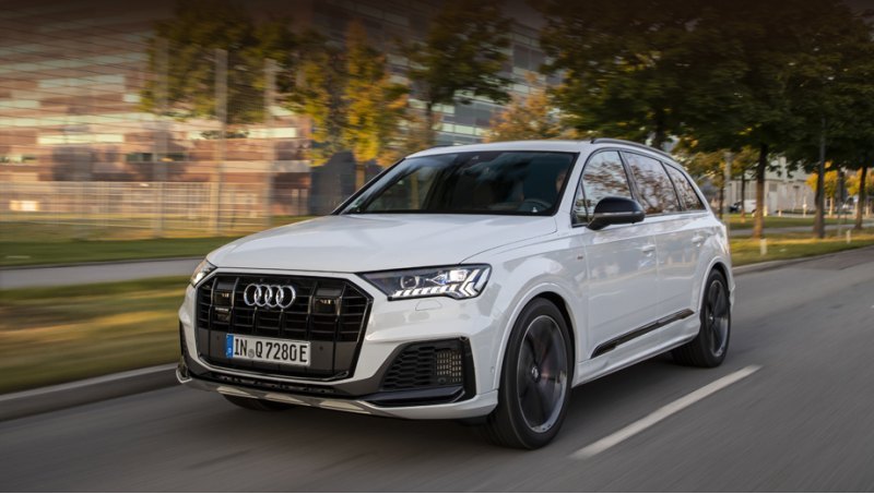 Подробности о модели Audi Q7 60 TFSI e немцы…