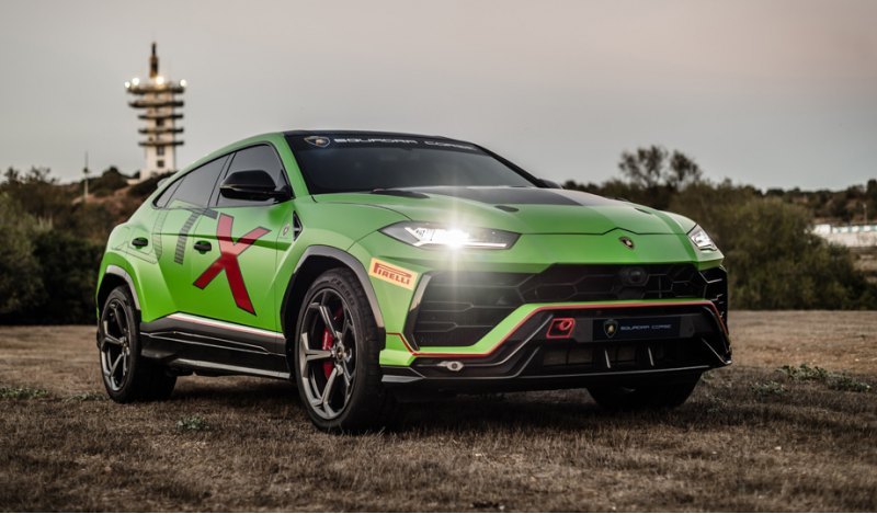 В Хересе зрителям показали вседорожник Urus ST-X.…