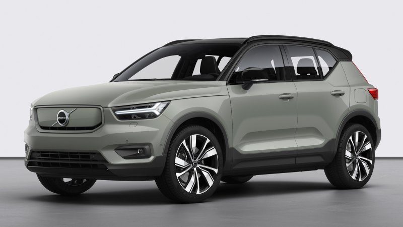 Первым электрическим паркетником Volvo сделался…
