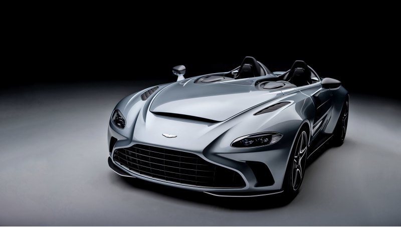 Для первого образца отделение Q by Aston Martin…
