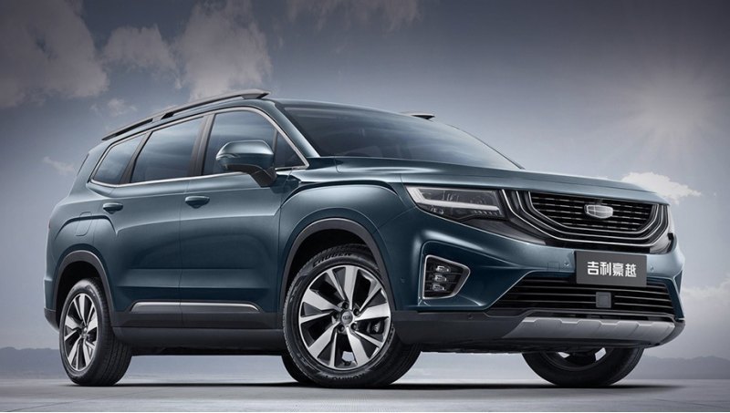 На рынке Поднебесной пятидверка Geely Haoyue…